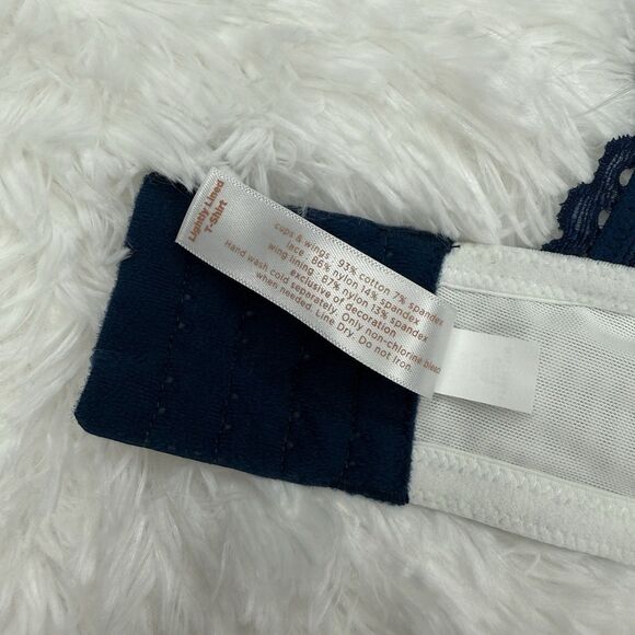 CACIQUE lightly lined t-shirt Bra Size 38D - Picture 8 of 10